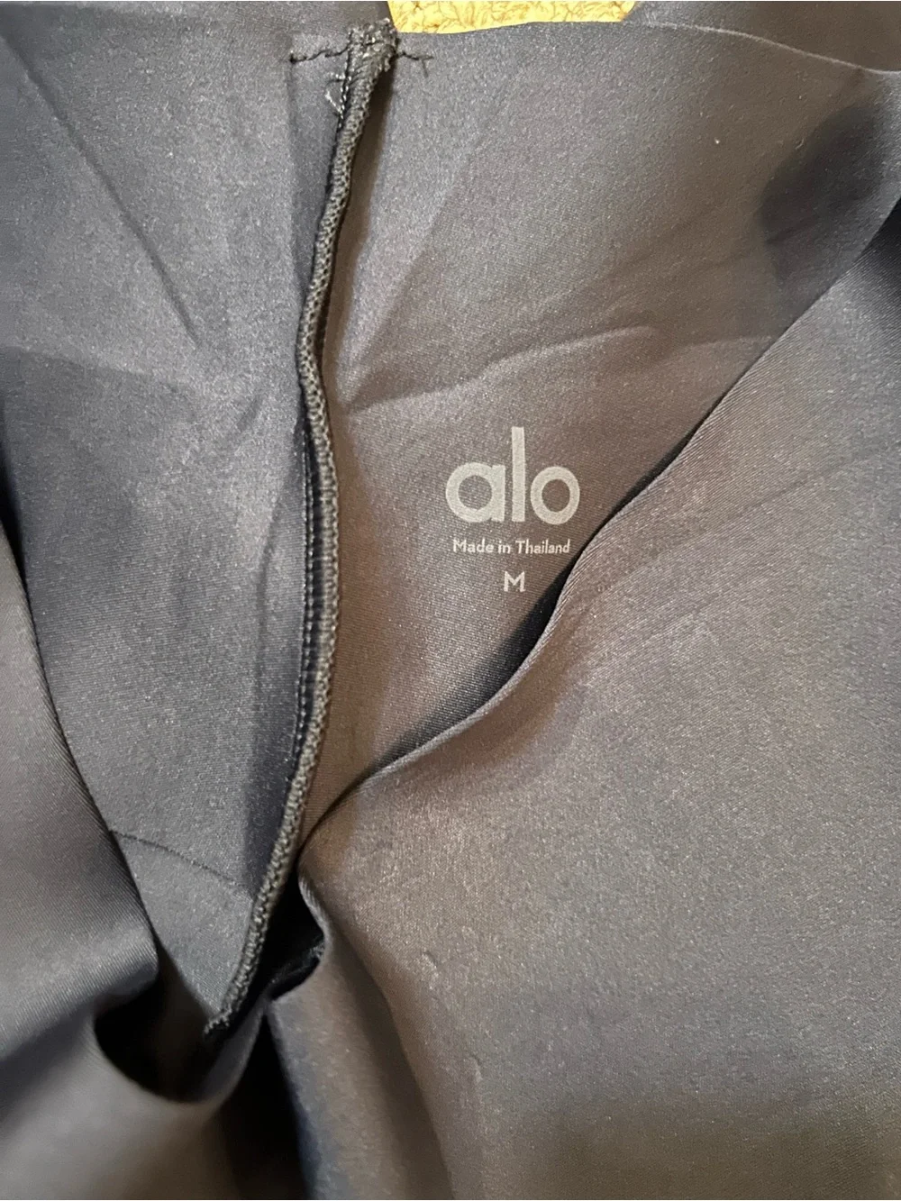 ALO Navy Blue athletic leggings size M
